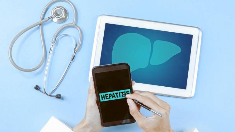 Beneficis socials d’eliminar l’hepatitis C